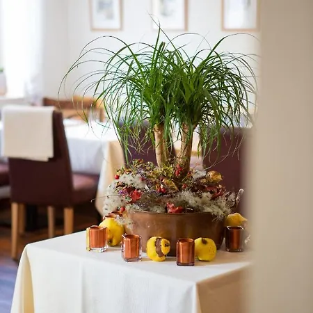Roussel - Hotel Restaurant Bernkastel-Kues Exterior photo