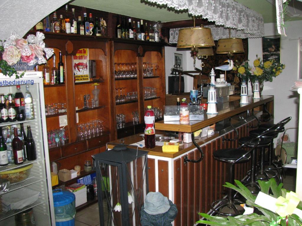 Roussel - Restaurant Apartment