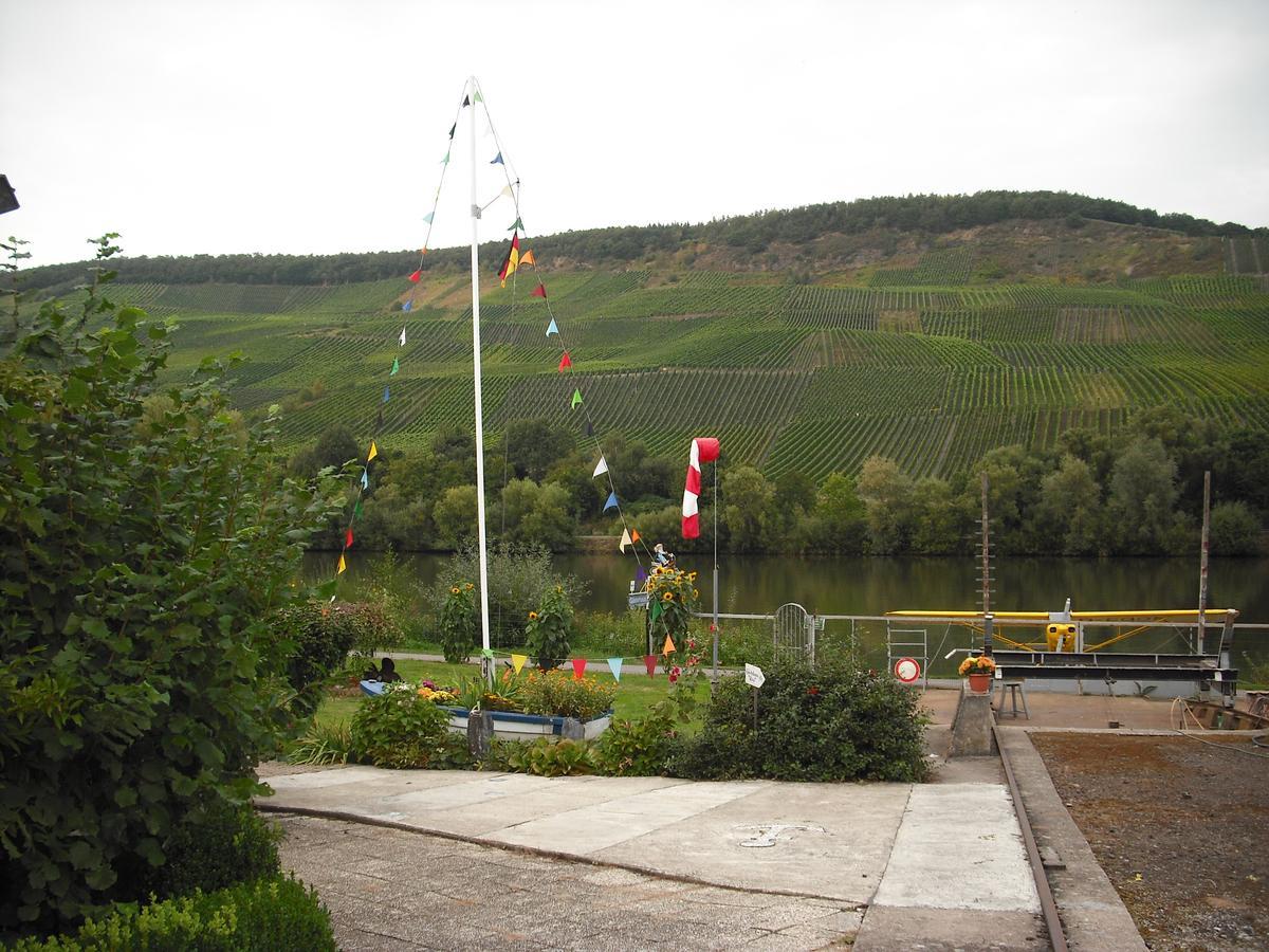 Feriendomizil&weingut Roussel Mit Restaurant La Bonne Adresse Bernkastel-Kues